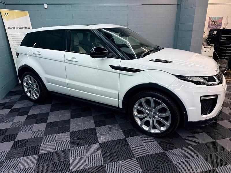 Used Land Rover Range Rover evoque HSE Dynamic 2016 White Estate
