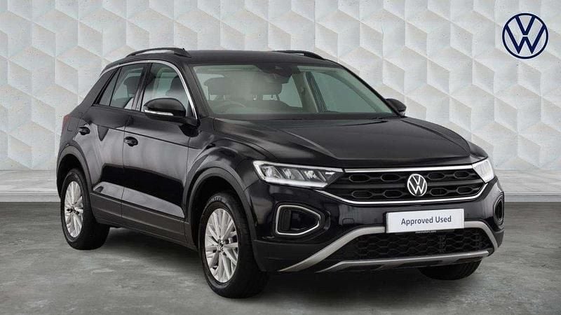 Black Used 2022 VW T-Roc Life SUV | £17,395 (Fair price) - Image 1/4