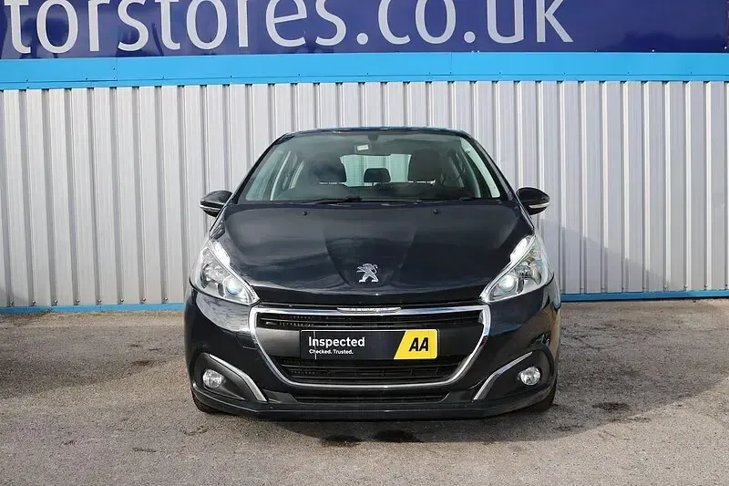 Used Peugeot 208 Active 100 HP (73 kW) 2019 Grey Hatchback