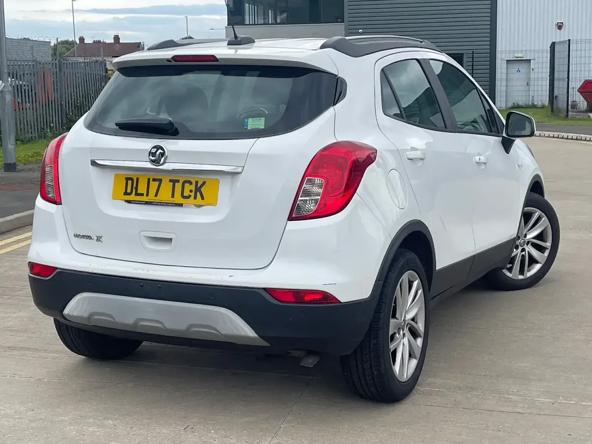 Used Vauxhall Mokka X Active 2017 White SUV