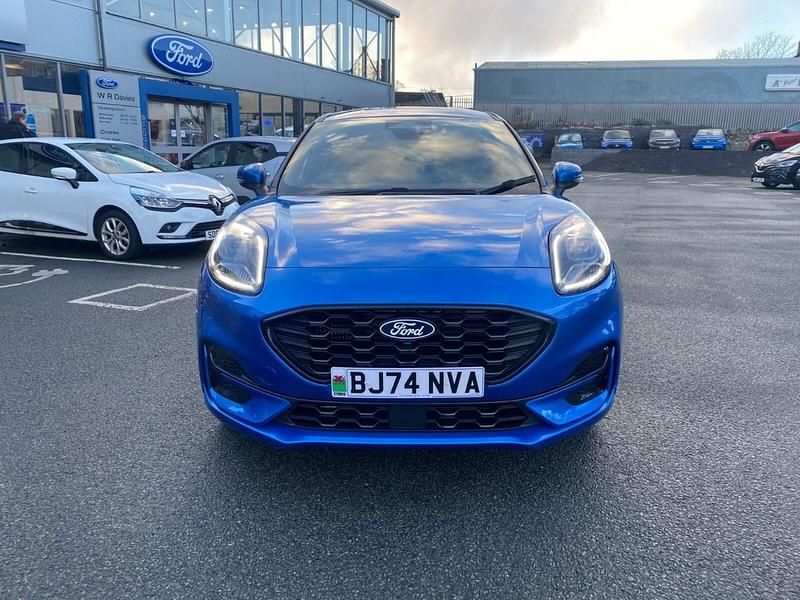 Begagnad Ford Puma ST-Line 2024 Blå Halvkombi