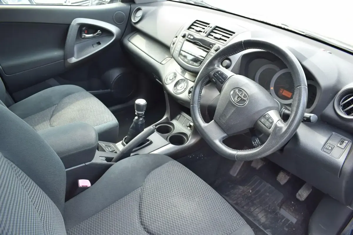 Used Toyota RAV4 150 HP (110 kW) 2011 Grey SUV