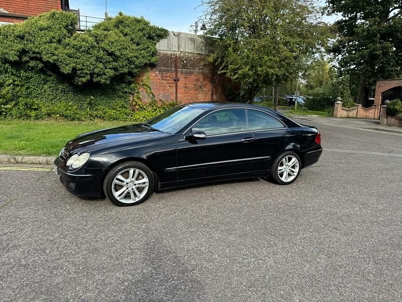 Used Mercedes CLK320 Avantgarde 2006 Black Coupe