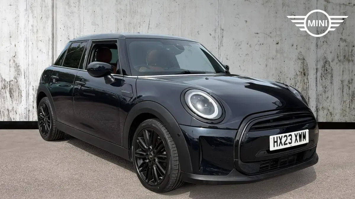 Used Mini Cooper Exclusive 136 HP (100 kW) 2023 Hatchback