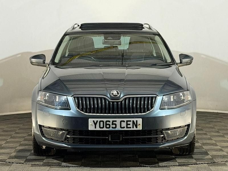 Used Skoda Octavia 184 HP (135 kW) 2016 Grey Hatchback