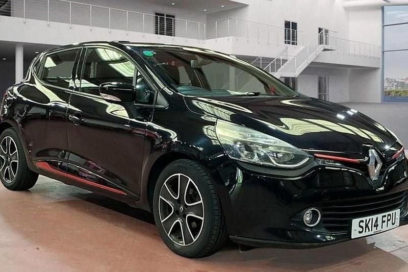 Black Used 2014 Renault Clio IV Dynamique Hatchback | £3,848 (Good price) - Image 1/1