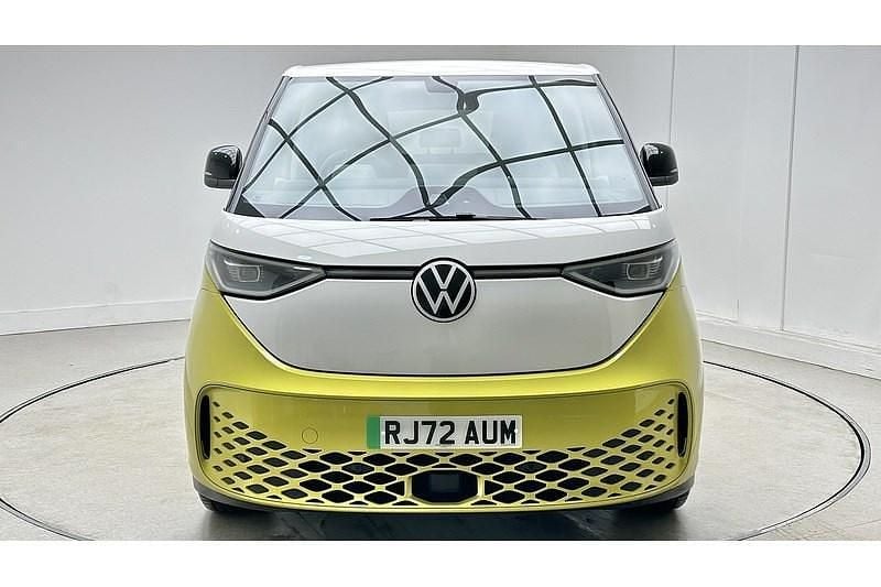 Used VW ID. Buzz Pro 210 kW (286 HP) 2022 Candy whitelime yellow MPV