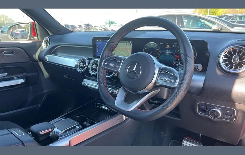 Used Mercedes GLB200 AMG Line Premium 161 HP (118 kW) 2021 Red SUV