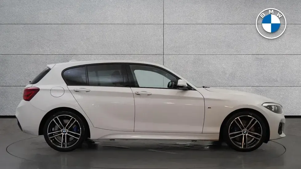 Used BMW 118 M Sport 134 HP (98 kW) 2019 White Hatchback