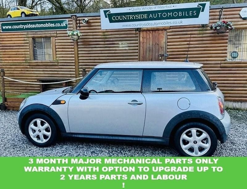 Begagnad Mini ONE Hatch 95 HK (69 kW) 2007 Silver Halvkombi