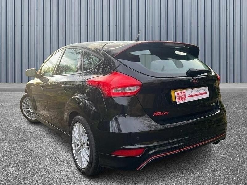 Used Ford Focus Zetec 2015 Black Hatchback