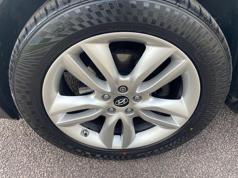 Used Hyundai Santa Fe Premium SE 194 HP (142 kW) 2014 Silver SUV