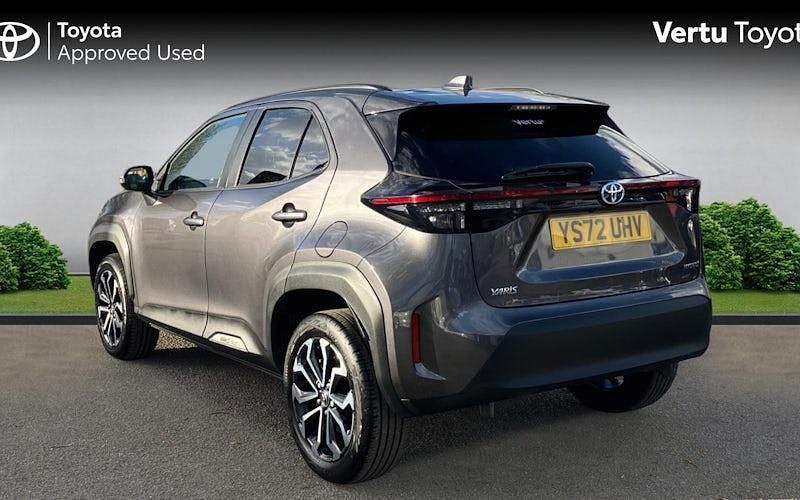 Used Toyota Yaris Hybrid Design 116 HP (85 kW) 2026 Estate