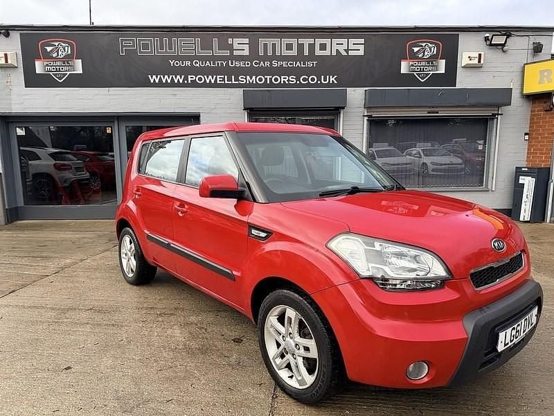 Used Kia Soul 126 HP (92 kW) 2011 Red SUV