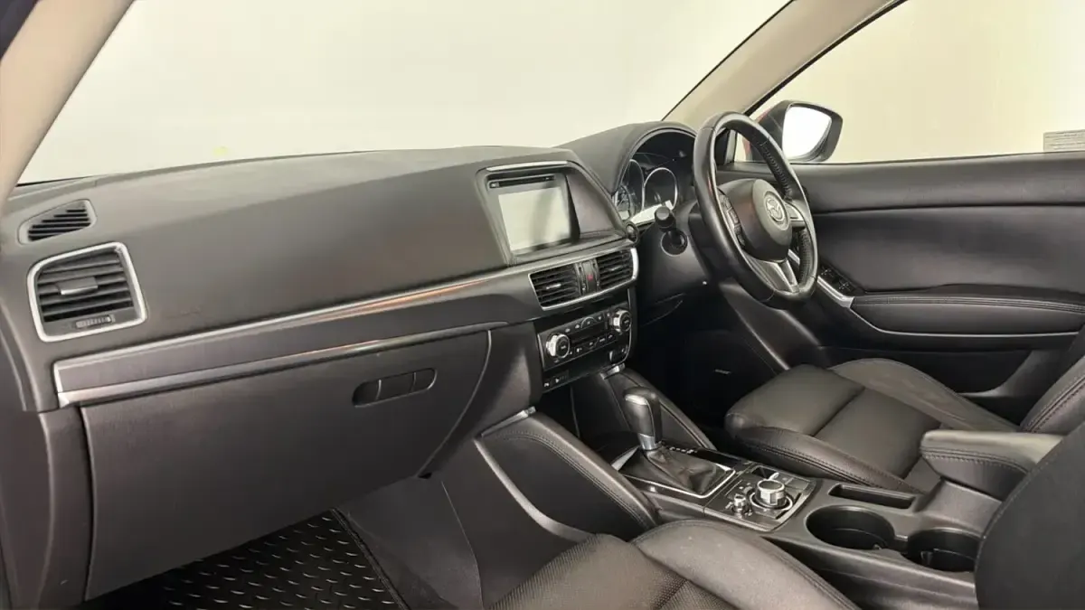 Used Mazda 6 Inclusive 175 HP (128 kW) 2017 Red SUV