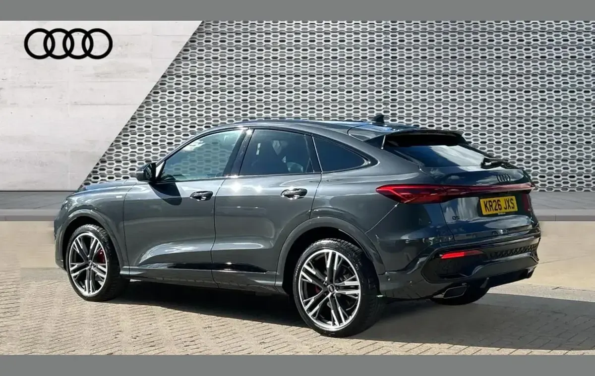 New Audi Q5 Comfort 204 HP (150 kW) 2026 Grey SUV