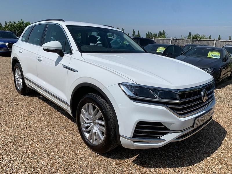 Used VW Touareg SEL 231 HP (169 kW) 2018 White SUV