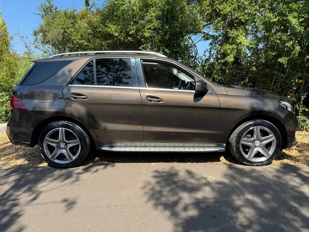 Used Mercedes GLE250 AMG Line Premium 204 HP (150 kW) 2016 Brown SUV