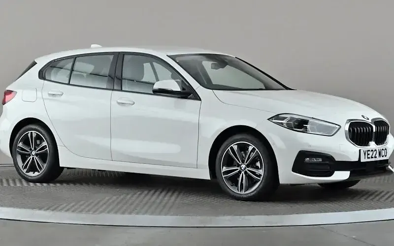Used BMW 118 Sport Line 136 HP (100 kW) 2022 Hatchback