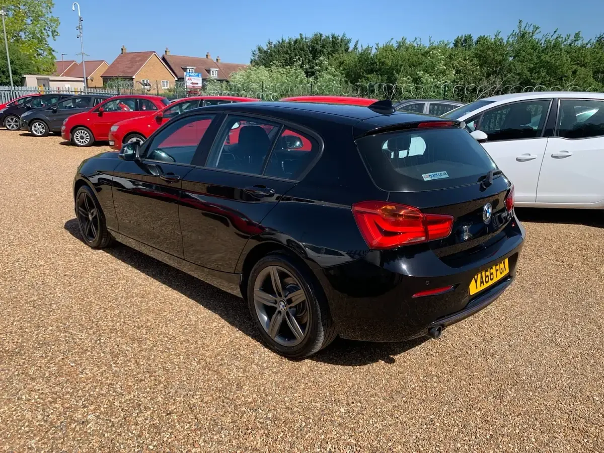 Used BMW 116 Sport Line 2017 Black Hatchback