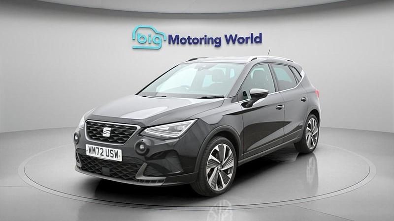 Used Seat Arona FR Sport 110 HP (80 kW) 2023 Black SUV