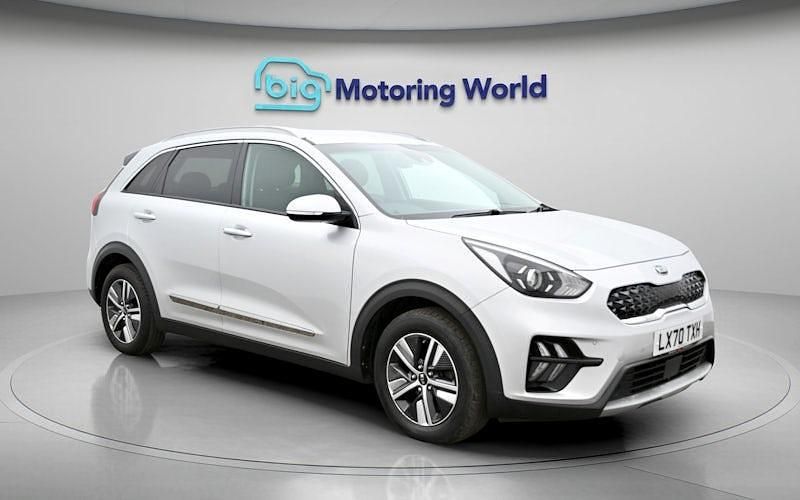 Used Kia Niro 141 HP (103 kW) 2020 Silver SUV