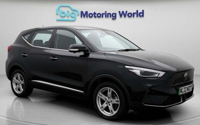 Black Used 2022 MG ZS SE Sedan | £12,600 (Good price) - Image 1/4