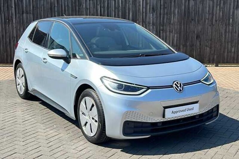 Used 2021 VW ID.3 Pro Performance Hatchback | £13,999 (Good price) - Image 1/4