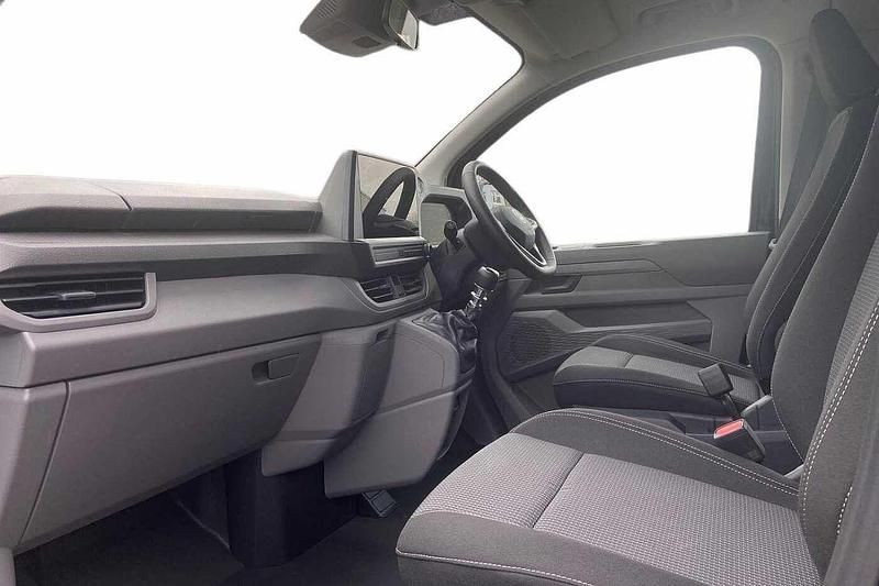 New VW Transporter Pro 2025 Midnight black metallic Van