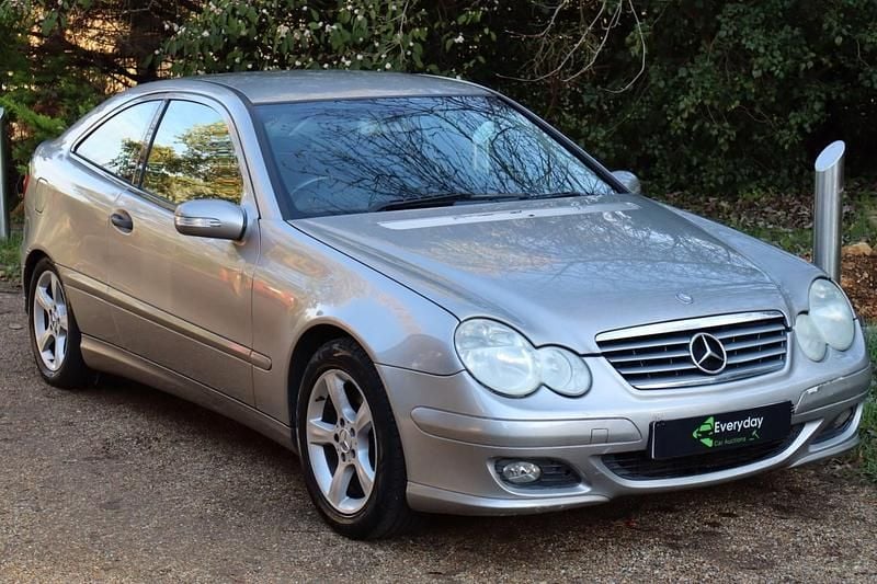 Silver Used 2004 Mercedes C180 SE Coupe | £999 (Good price) - Image 1/3