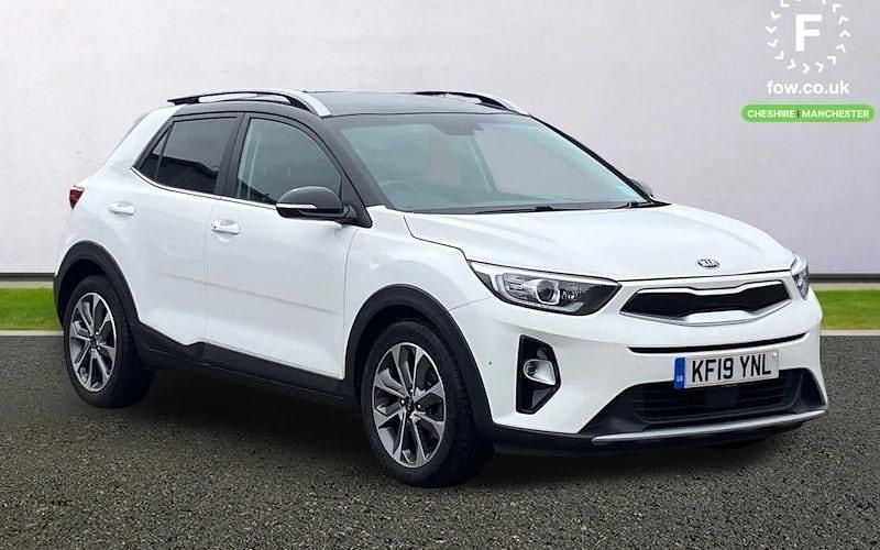 Used Kia Stonic 120 HP (88 kW) 2019 White SUV