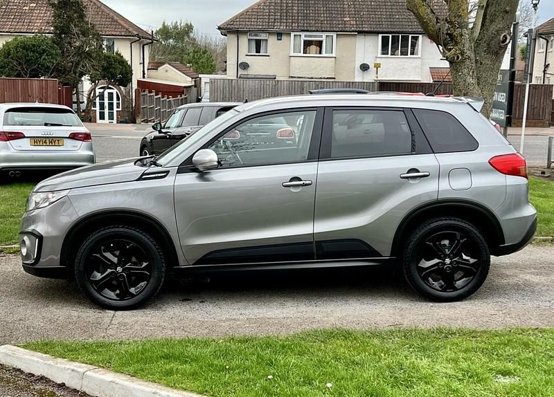 Used Suzuki Vitara 140 HP (102 kW) 2018 Grey SUV