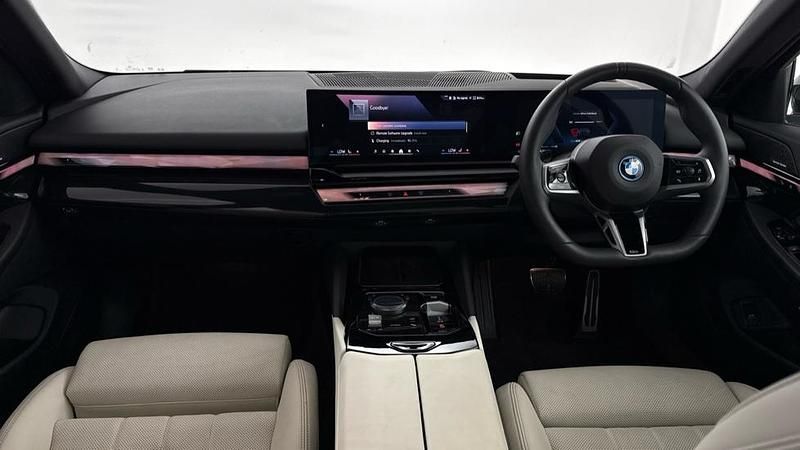 Used BMW i5 M Sport 246 kW (335 HP) 2025 Black