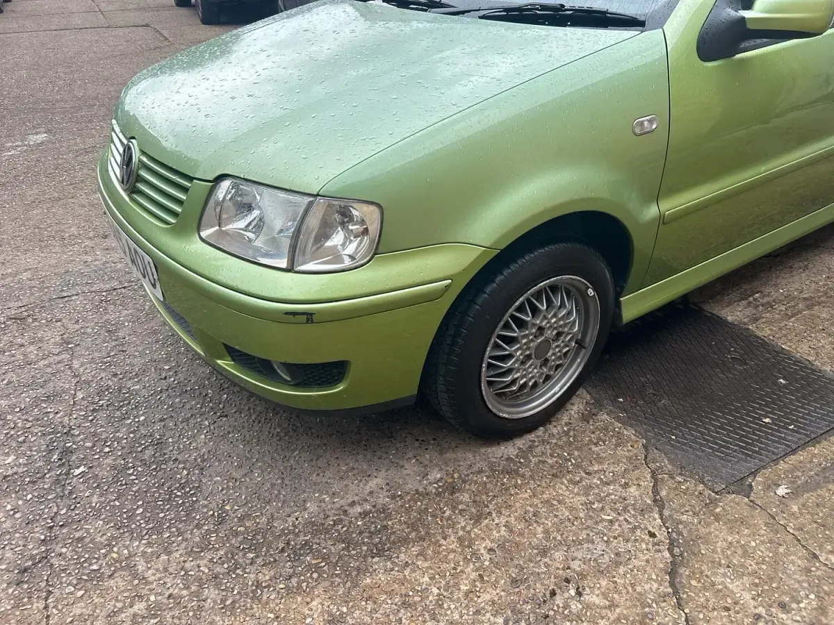Used VW Polo SE 75 HP (55 kW) 2001 Green Hatchback