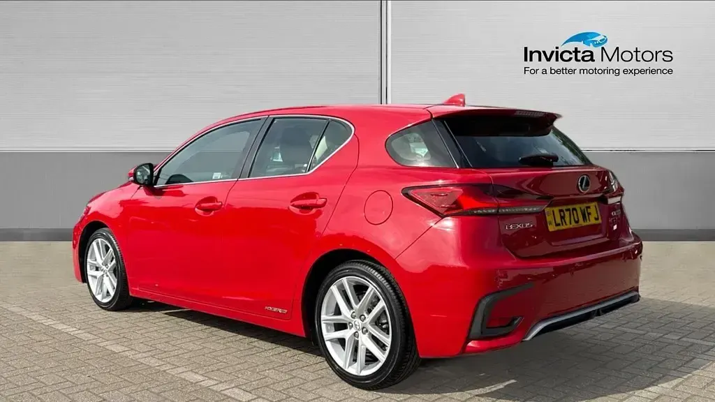 Used Lexus CT200h 134 HP (98 kW) 2020 Red Hatchback