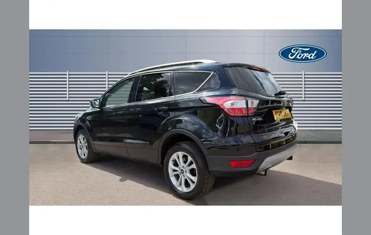 Used Ford Kuga Titanium 150 HP (110 kW) 2018 Black SUV