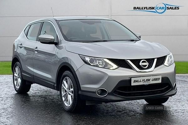 Silver Used 2016 Nissan Qashqai Acenta SUV | £7,975 (Good price) - Image 1/4