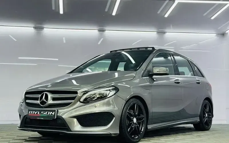 Used Mercedes B200 AMG Line Premium Plus 136 HP (100 kW) 2018 Hatchback