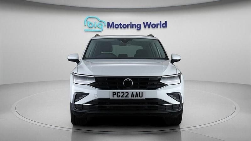 Used VW Tiguan S 150 HP (110 kW) 2022 White SUV