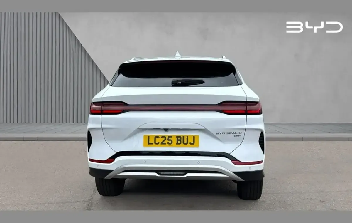Used BYD Seal U Comfort 218 HP (160 kW) 2025 White SUV