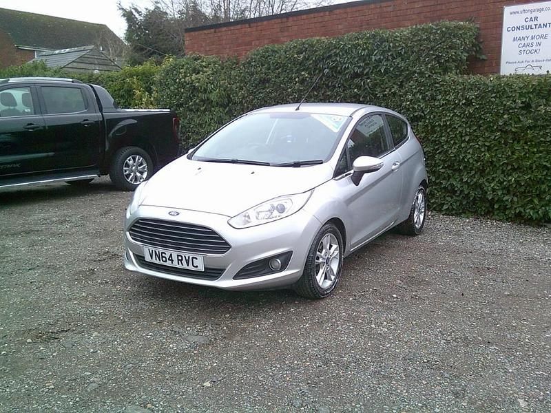 Used Ford Fiesta Zetec 2014 Silver Hatchback