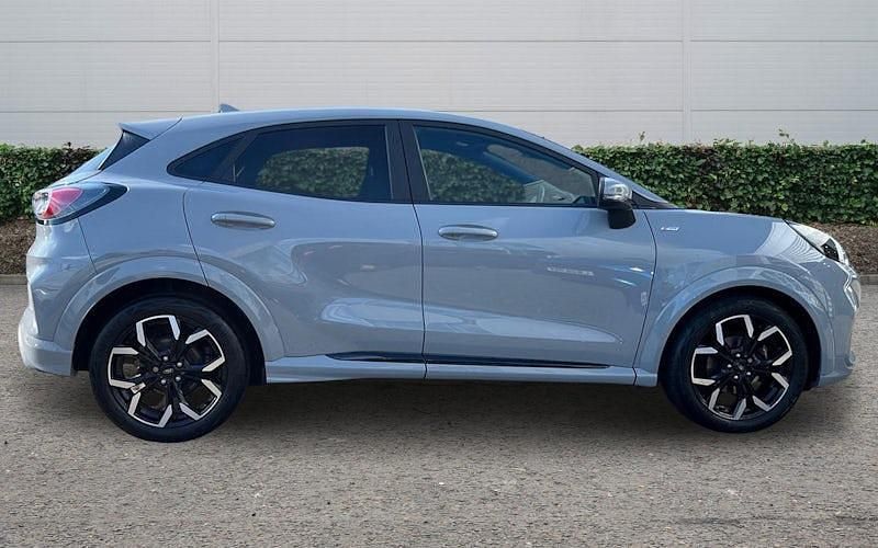 Begagnad Ford Puma ST-Line X 155 HK (114 kW) 2023 Grå SUV