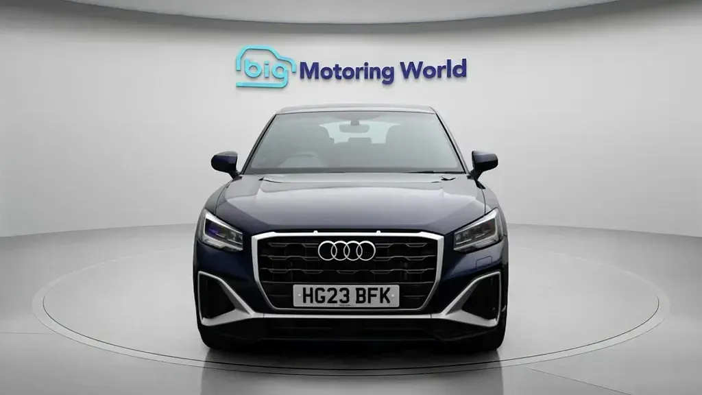 Used Audi Q2 S-Line 150 HP (110 kW) 2023 Blue SUV