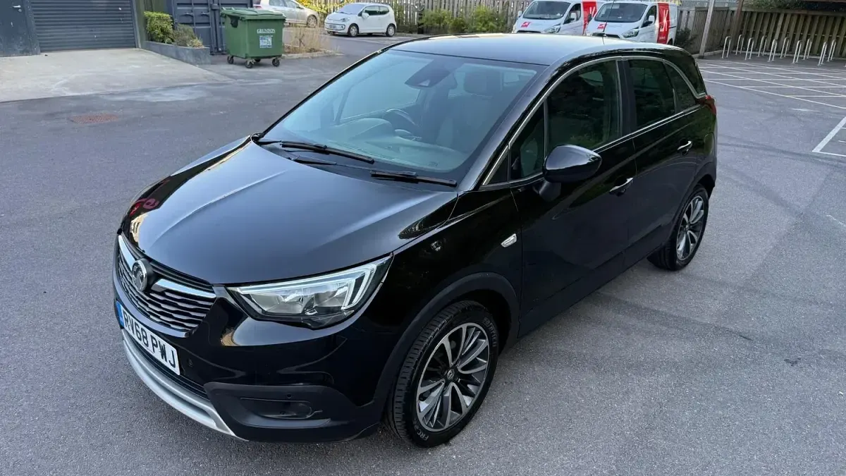 Used Vauxhall Crossland X Elite 81 HP (59 kW) 2018 Black SUV