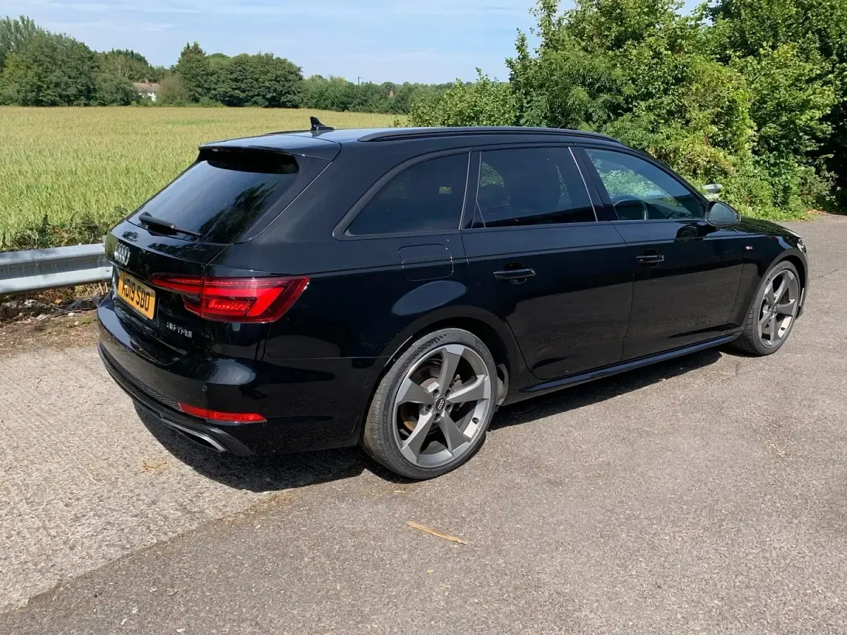 Used Audi A4 Black Edition 150 HP (110 kW) 2019 Black Estate