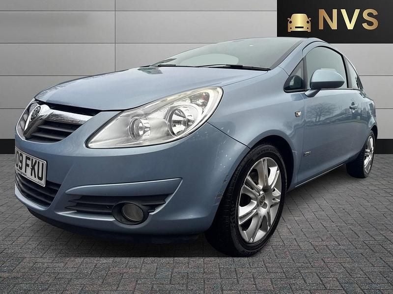 Used Vauxhall Corsa Design Edition 89 HP (65 kW) 2009 Blue Hatchback