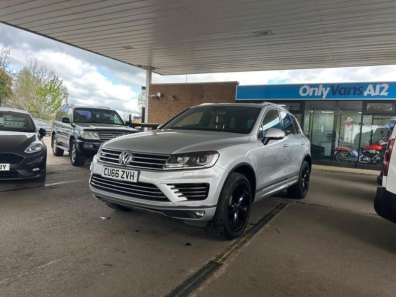 Used VW Touareg R-line 2016 Silver SUV