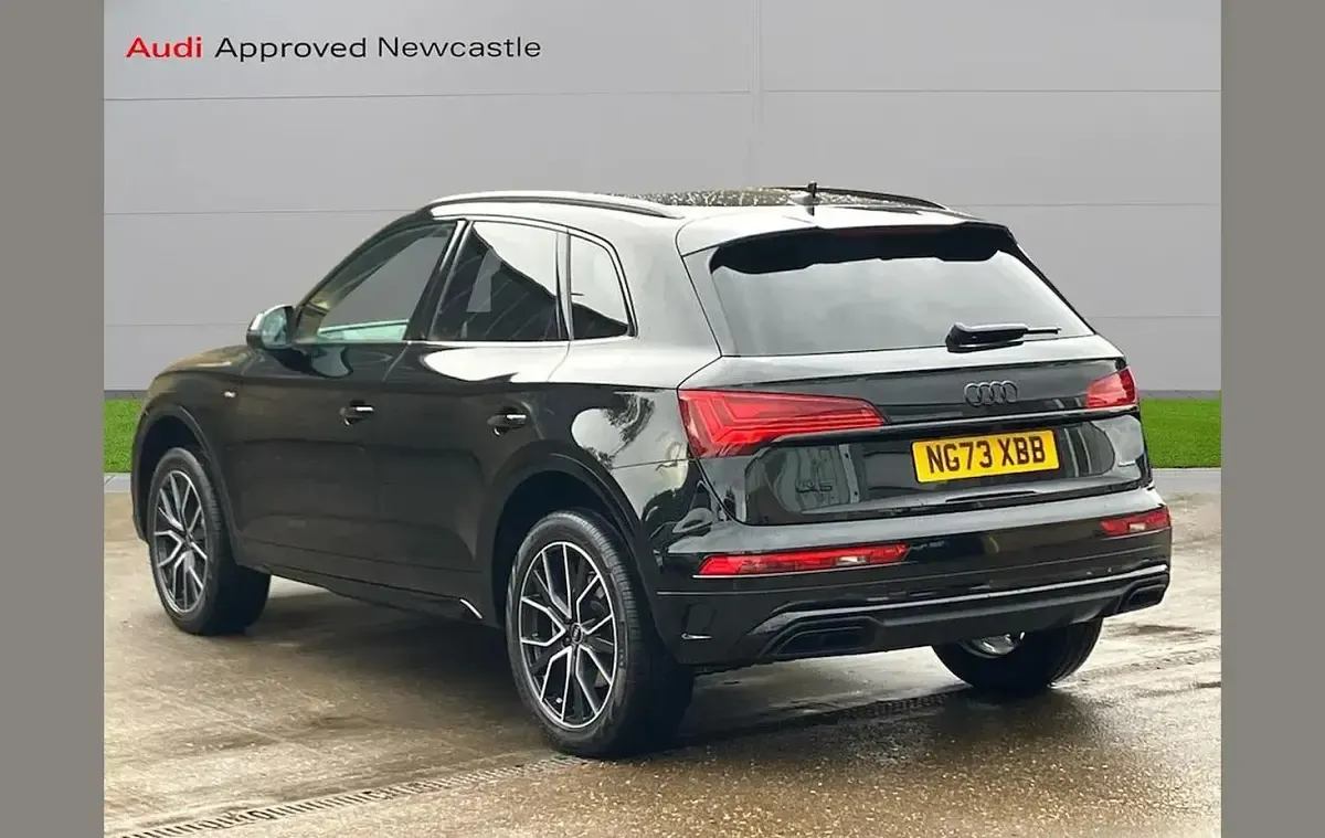 Used Audi Q5 Black Edition 204 HP (150 kW) 2024 Black SUV