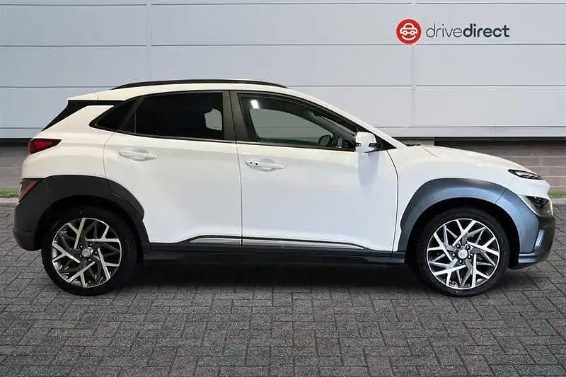 Used Hyundai Kona Premium 141 HP (103 kW) 2023 White SUV