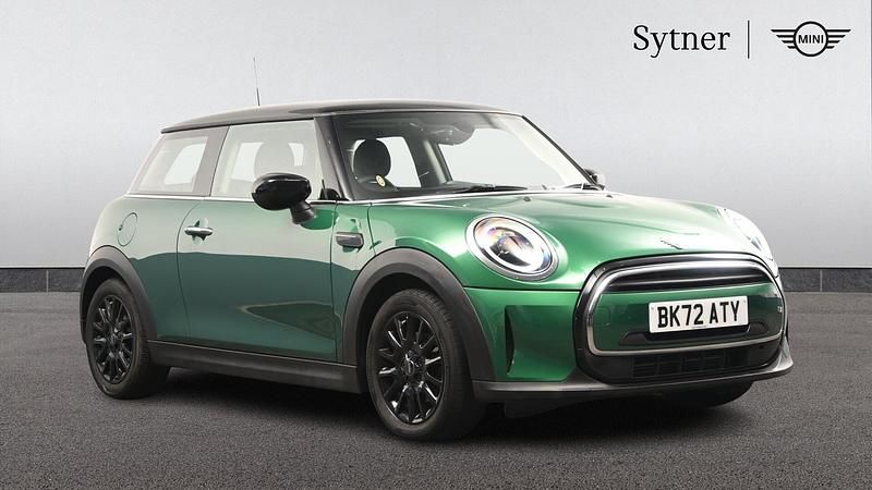 Green Used 2022 Mini Cooper Classic Hatchback | £18,500 (Good price) - Image 1/4